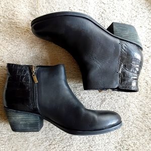 Clarks Gelata Italia Booties